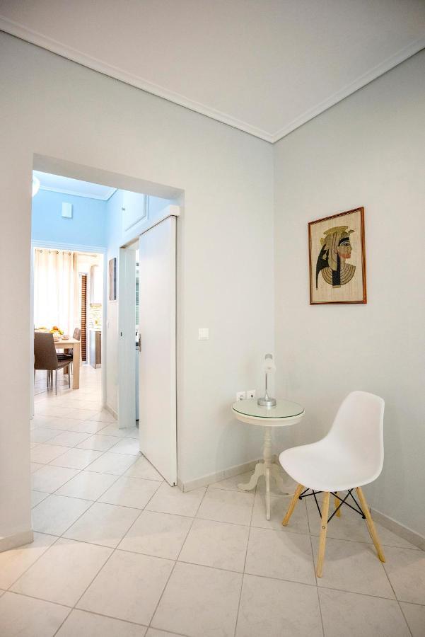 Leo's Apartment